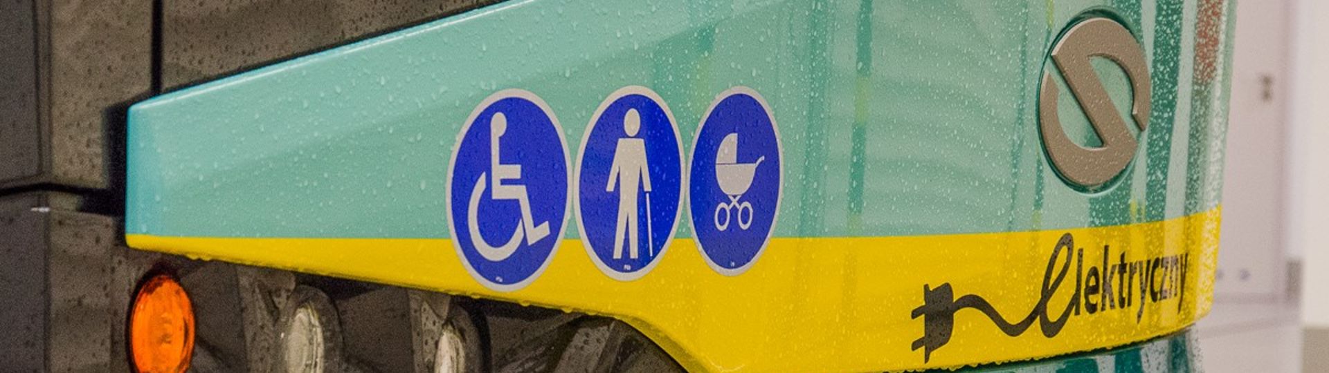 100 dostarczonych do klientów autobusów elektrycznych Solarisa