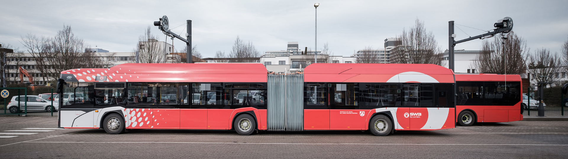 Die Zukunft ist elektrisch – drei emissionsfreie Solaris-Busse kamen in Bonn an