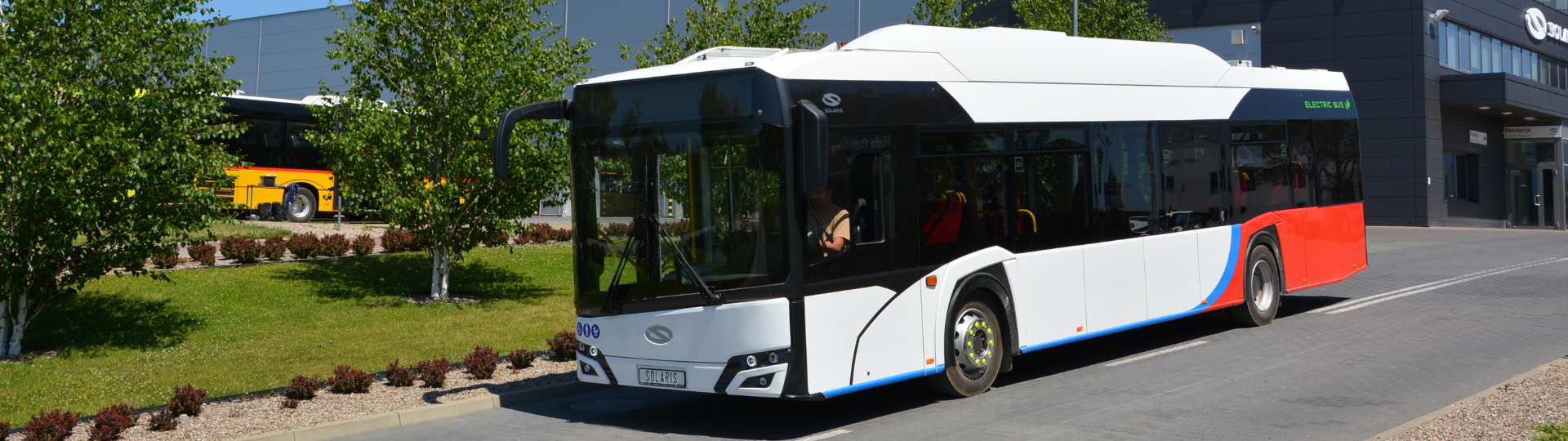 Malbork receives electric Solaris buses