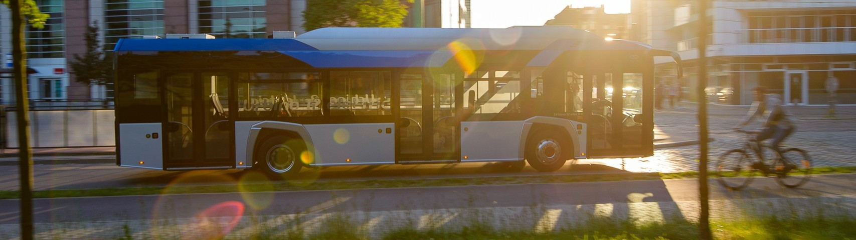 24 elektrische Solaris Urbino 12 verstärken die emissionsfreie Flotte von Barcelona