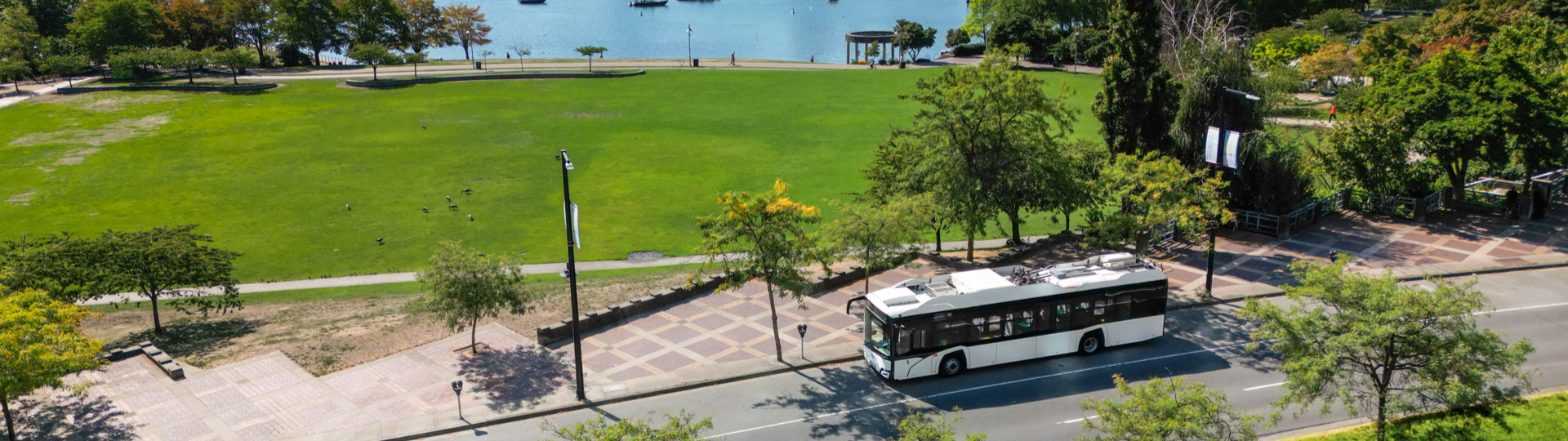 Tests of the Solaris Trollino trolleybus in Canada