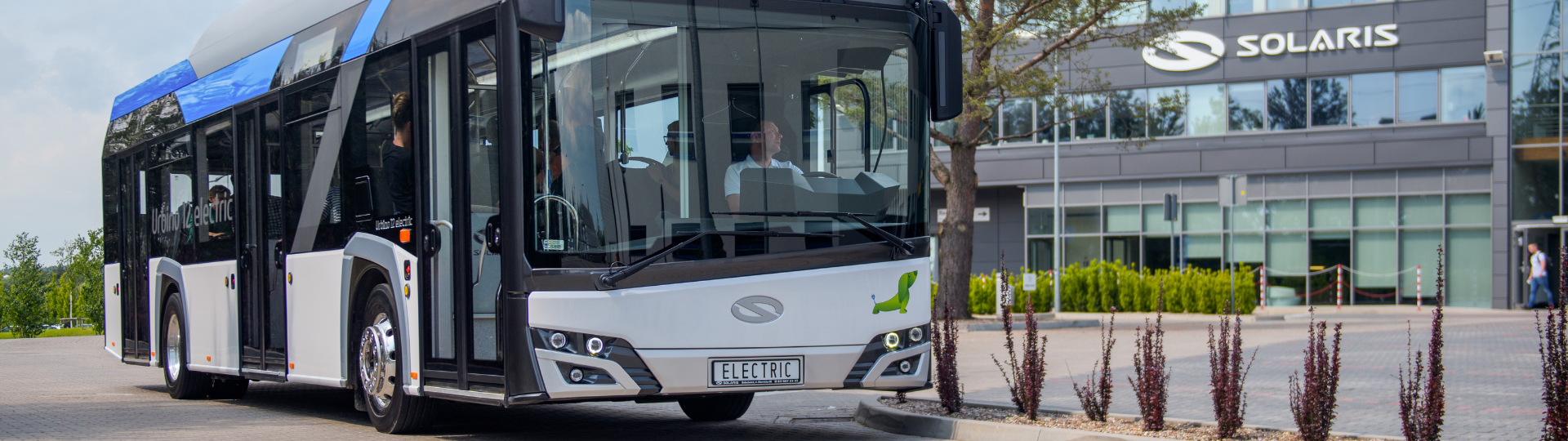 Berlin orders 90 electric Solaris buses