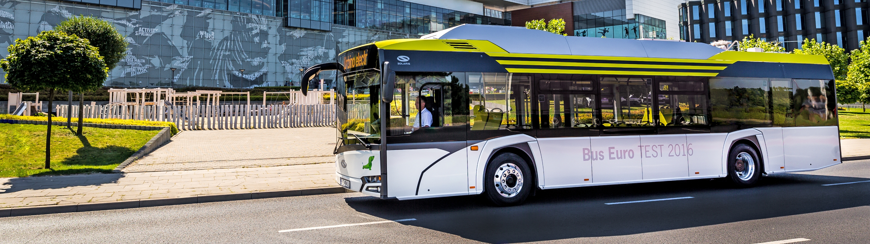 Elektryczny Solaris na testach w Saragossie