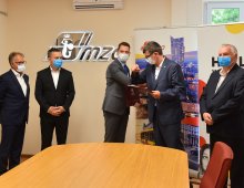 Solaris_MZA_Warszawa_signing_the_contract